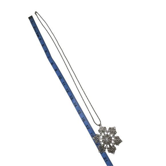 Silver Tone Snowflake Pendant Necklace - Picture 7 of 8